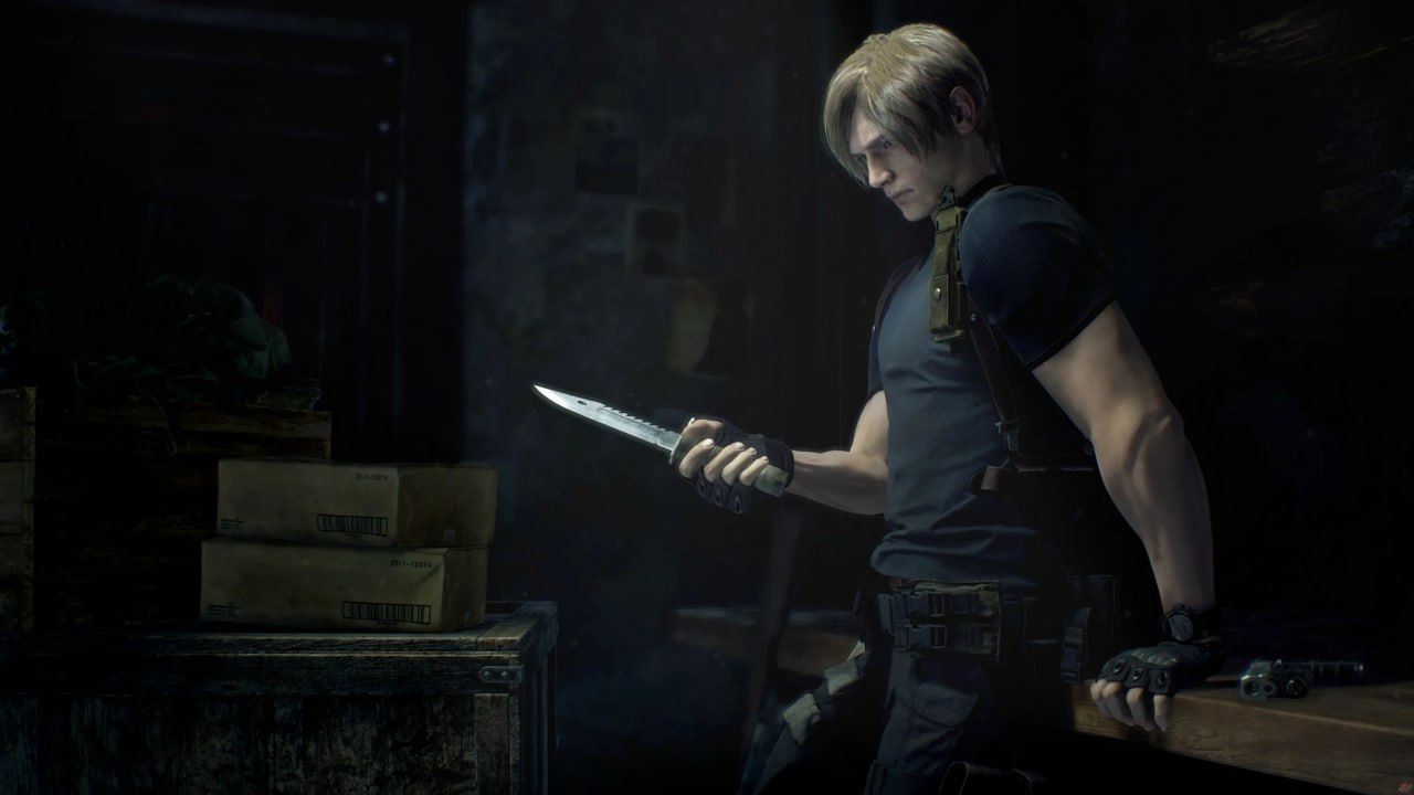 Слух: После Resident Evil Requiem Леон Кеннеди навсегда исчезнет из сюжета серии  Инсайдер Dusk Golem сообщил, что Resident Evil Requiem станет последним крупным появлением Леона С. Кеннеди в хронологии серии, хотя персонаж еще может появиться в будущих фильмах и более ранних историях.   Леон разделит центр внимания с новой героиней Грейс Эшкрофт, агентом ФБР, расследующей загадочные смерти в отеле. Оба персонажа сыграют важные роли, хотя игра позиционируется как проводы Леона.  Наш магазин -     #Интервью_Инсайды_Слухи #Xbox #XboxSeries #XboxOne #XboxGame