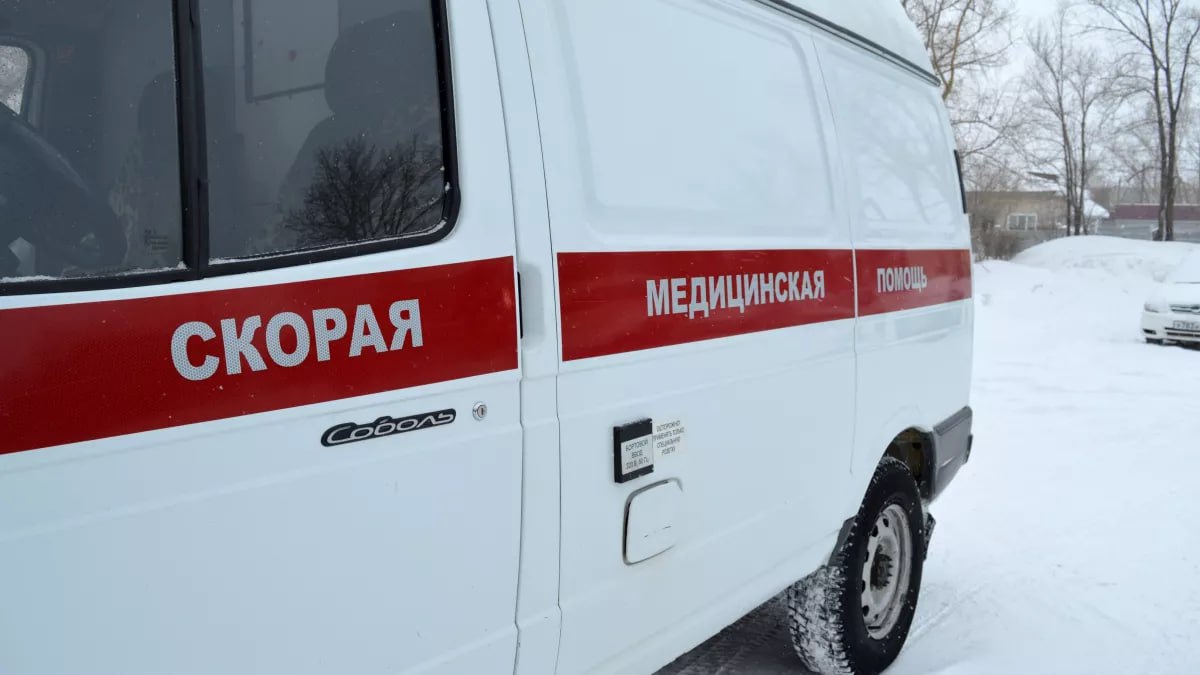 ТОЛК новости Барнаула Алтайского края и Республики Алтай Случай гибели девочки в Новоалтайске проверяют с экспертами В минздраве Алтайского края заявили что о причинах смерти до результатов судебно медицинских экспертиз говорить нельзя Действия медиков оценят и примут все меры после завершения всех проверок Семье умершей девочки в минздраве края приносят соболезнования Специалисты запросили медицинскую документация объяснительные специалистов участвовавших в оказании помощи цитирует КП Барнаул сообщение краевого минздрава ТОЛК ТОЛК в Мах