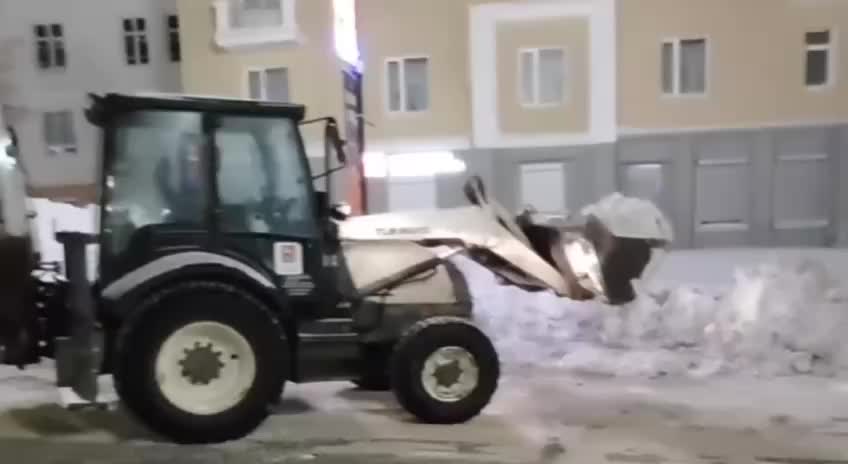 Мэр Челябинска поручил очистить дороги к храмам перед Рождеством