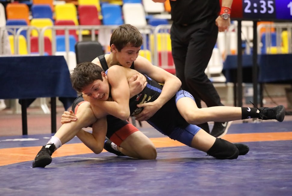 Дагестан примет юношеское первенство России по вольной борьбе Главный старт российских вольников юношей до 15 лет пройдет в этом году в Каспийске Соревнования 9 12 февраля примет Дворец спорта имени Али Алиева Ожидается приезд около 400 борцов вольного стиля Участники разыграют 12 комплектов наград Лучшие спортсмены войдут в состав сборной России для участия в этом году на первенствах Европы и мира