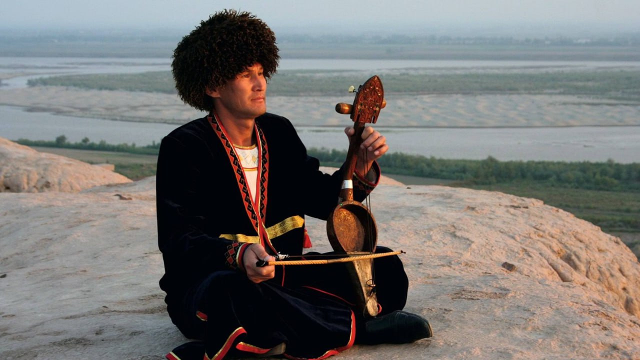 Две нематериальные культурные ценности Каракалпакстана внесены в Репрезентативный список ЮНЕСКО В список внесли искусство изготовления и исполнения на каракалпакском кобызе и навыки по изготовлению каракалпакской юрты   uznews uz ru news 105584 uznews