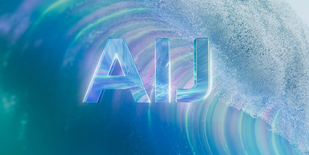 Сбер открыл модели GigaChat и Kandinsky На конференции AI Journey Сбер объявил об открытии весов своих флагманских моделей GigaChat Ultra Kandinsky 5 0 GigaAM v3 и K VAE 1 0 Все модели доступны под лицензией MIT включая коммерческое использование Это значит что теперь любой может скачать доработать и внедрить их в свои проекты от стартапов до корпоративных решений GigaChat Ultra и Lightning русскоязычные MoE модели Семейство GigaChat построено на архитектуре Mixture of Experts MoE и изначально разрабатывалось для русскоязычных задач Самая мощная версия GigaChat Ultra Preview пока обучается но уже обходит DeepSeek V3 1 по качеству ответов на русском в бенчмарке MERA GigaChat Lightning компактная модель оптимизированная для локального запуска которая при этом превосходит Qwen3 4B по качеству и работает быстрее Qwen3 1 7B Обе модели доступны в нескольких вариантах весов fp8 bf16 pretrain на Hugging Face Kandinsky 5 0 генерация изображений и видео Линейка Kandinsky 5 0 включает модели для генерации изображений Image Lite и видео Video Lite и Video Pro Image Lite генерирует HD изображения с учётом российского культурного контекста и поддерживает кириллицу Video Pro создаёт до 10 секунд HD видео в 24 fps а Video Lite оптимизирована для домашних видеокарт от 12 Гб памяти Все модели открыты на GitHub GigaAM v3 и K VAE 1 0 распознавание речи и автокодировщики Набор GigaAM v3 пять моделей для автоматического распознавания русской речи ASR готовых к промышленному применению K VAE 1 0 автокодировщики для изображений и видео которые преобразуют медиа в скрытые представления и обратно упрощая обучение генеративных моделей Открытие весов шаг к демократизации ИИ инструментов Теперь даже небольшие команды могут использовать мощные модели для своих задач не завися от проприетарных решений Это сильный шаг со стороны Сбера для конкуренции с открытыми моделями На мой взгляд это позитивно повлияет на развитие рынка ИИ в России в целом Надеюсь в ближайшее время появится комьюнити которое будет развивать и дорабатывать эти модели что в свою очередь ускорит темпы развития отечественных ИИ технологий релиз ген ИИ