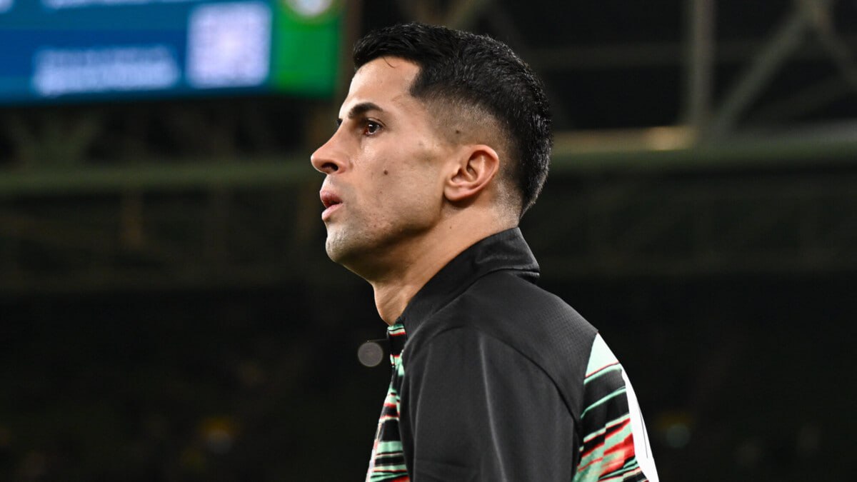 Жоау Канселу успешно прошел медицинское обследование в Барселоне Завтра он подпишет контракт с клубом Об этом сообщается на сайте команды Ранее СМИ сообщали что сине гранатовые арендуют футболиста Аль Хиляля до конца сезона news matchtv Ben McShane Sportsfile Getty Images