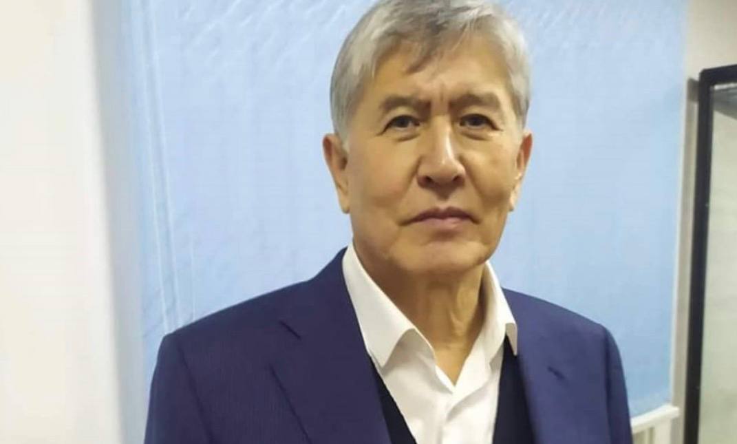 Жапаров лишил Атамбаева звания Героя Кыргызстана Атамбаев лишен высшей степени отличия Кыргыз Республикасынын Баатыры ордена Манас II степени ордена Данакер и медали Данк