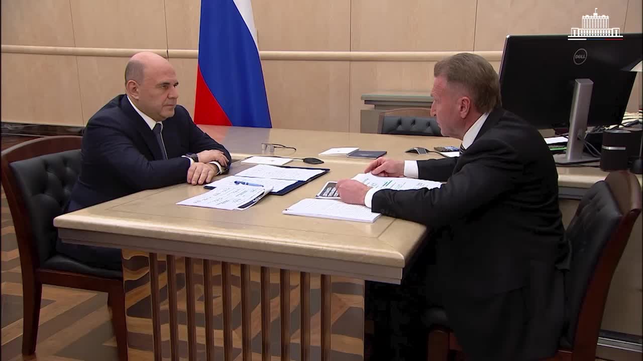 Мишустин и Шувалов обсудили поддержку экономики и развитие МСП в России