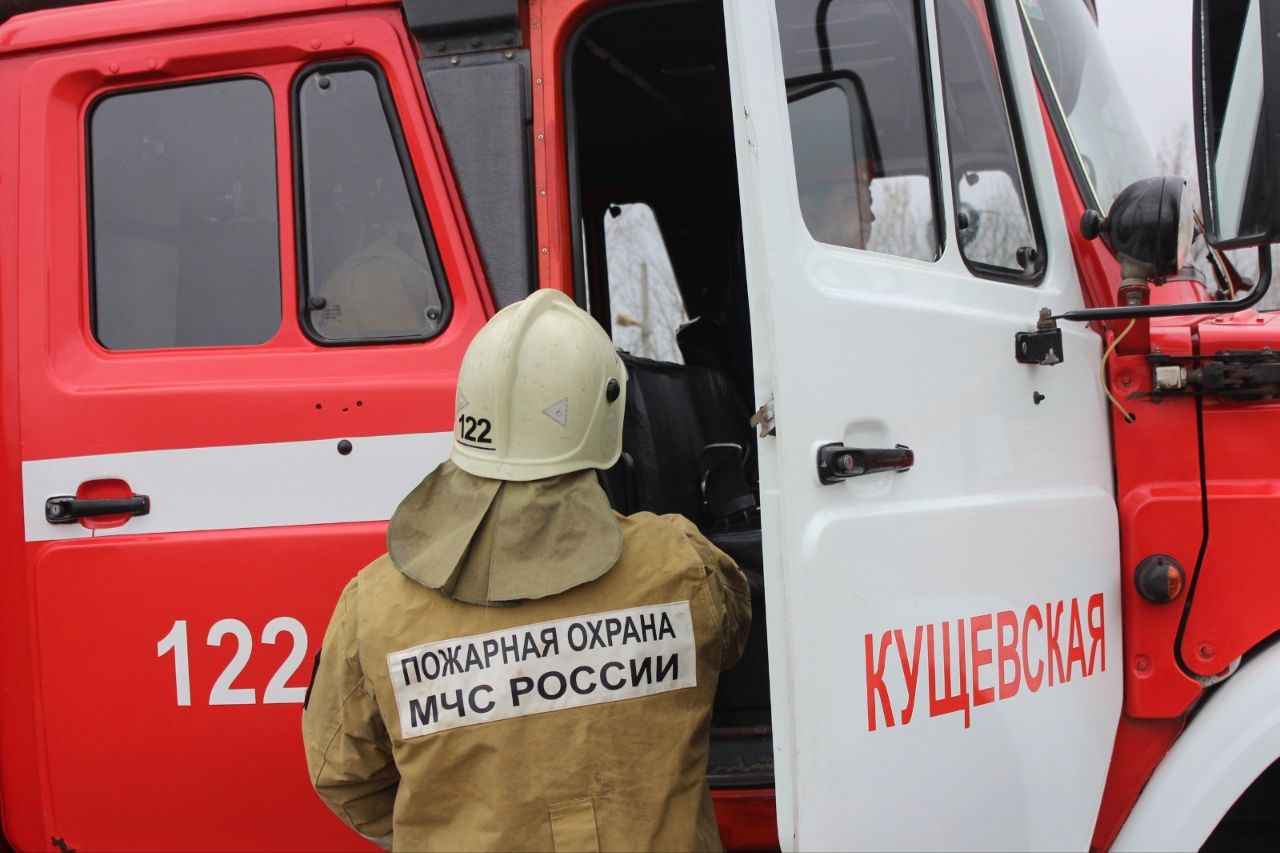 По данным предупреждения Краснодарского центра по гидрометеорологии и мониторингу окружающей среды, до конца суток 6 мая, а также в течение суток 7 мая 2025 г. местами в северо-западных и северо-восточных районах Краснодарского края ожидается высокая пожароопасность 4 класса. Необходимо соблюдать меры пожарной безопасности! В случае возникновения чрезвычайной ситуации необходимо звонить: 112 – единый номер всех оперативных служб; 8 86168 5-35-49 – ЕДДС администрации Кущевского района. #КущевскийРайон #Кущевская #КраснодарскийКрай #Кубань