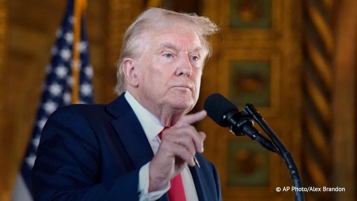 Трамп хочет убрать тему Украины из переговоров с РФ чтобы устранить препятствия для нормальных экономических отношений заявил Лавров Глава МИД РФ утверждает что Трамп и Путин хотят поддерживать свой диалог и между странами будут дополнительные контакты по Украине
