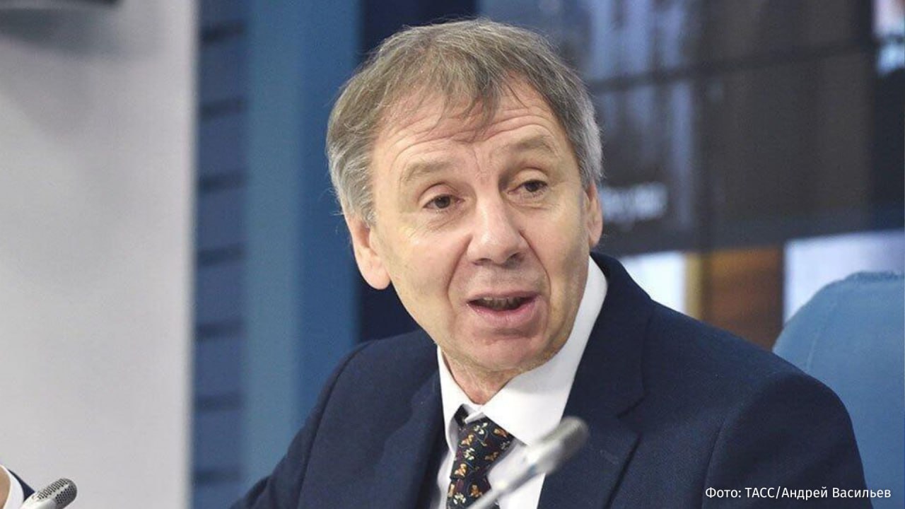 Политолог Сергей Марков внесен в реестр иноагентов сообщили в Минюсте РФ Марков принимал участие в создании и распространении для неограниченного круга лиц сообщений и материалов иностранных агентов говорится в заявлении Минюста Помимо этого в ведомстве отметили что Марков на регулярной основе занимался распространением материалов иностранных и международных организаций которые признаны нежелательными на территории России Также по данным Минюста политолог выступал в качестве эксперта на информационных площадках СМИ и иноагентов распространяя недостоверную информацию о решениях властей РФ и проводимой ими политике Среди прочего в реестр внесены музыкант Дмитрий Нюберг проекты Алиф ТВ и Tamizdatprojec Больше новостей тут МАХ Отправить новость