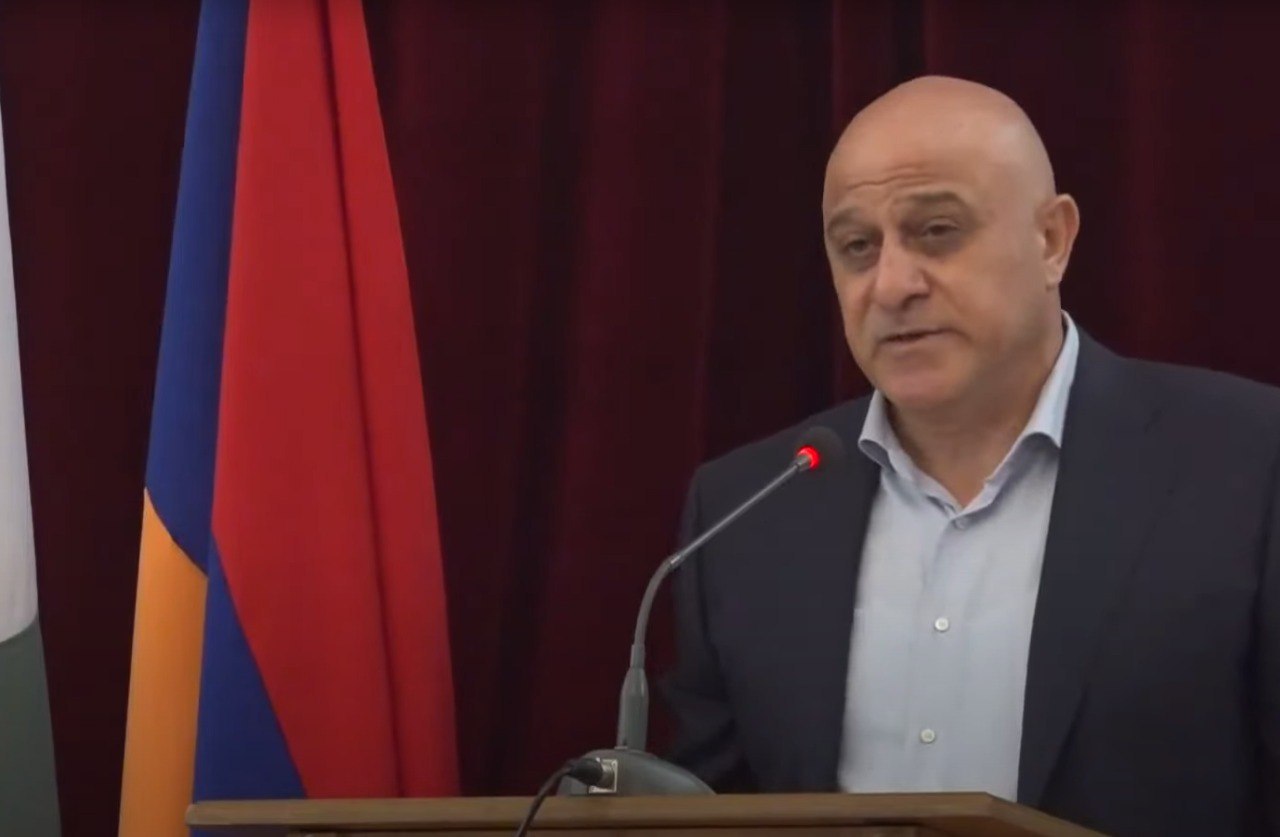 Главой общины Паракар избран Оник Ахвердян представляющий блок Единство