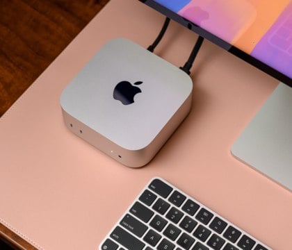 Журналисты в восторге от нового Mac mini с процессорами M4 — «маленькое чудо»  Зарубежные СМИ опубликовали обзоры на новый компактный компьютер Mac mini  2024 , который получил обновленный дизайн и процессоры серии Apple M4. Журналисты остались довольны новинкой.  Читать далее