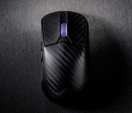 В DNS появилась флагманская карбоновая мышь ASUS ROG Harpe Ace Extreme 42 000 dpi 8000 Гц 47 г Ассортимент киберспортивных мышек DNS пополнился топовым решением от ASUS Модель ROG Harpe Ace Extreme имеет высочайшую скорость и может работать как в проводном так и в беспроводном режиме Устройство получило корпус из углеродного волокна и весит всего 47 г