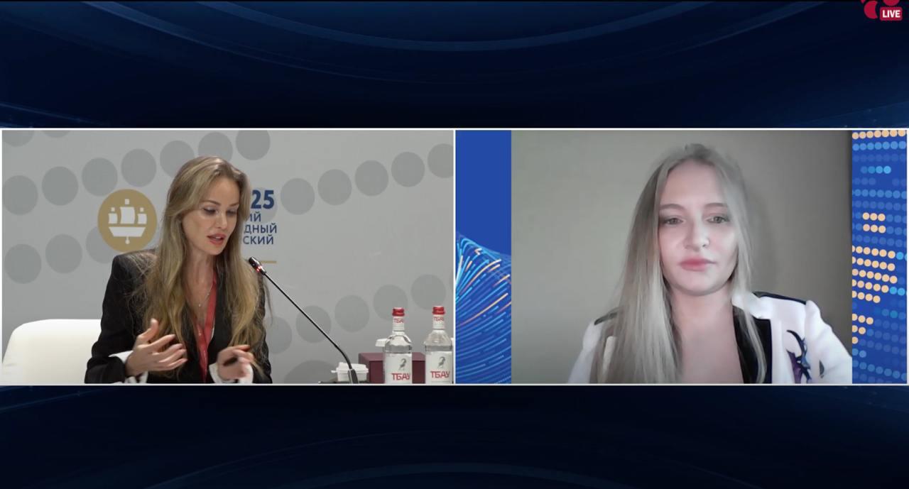Пропаганда обсасывает выступление дочери Путина на Петербургском форуме, но, как в сказке про голого короля, боится сказать главное бессмысленность и пустота. Девушка прочла по суфлёру текст, и единственная причина, почему она там находится, это её отец, который уже четверть века как захватил власть в России, начал войну и держит в страхе общество. Бизнес-империя, достижения, прибыль - полная чушь. Друзья отца дают Тихоновой миллиарды не потому, что видят в этом перспективу, а как откат за разрешение осваивать госбюджеты. И людям в окопах, плетущим сети, хоронившим и выхаживающим близких, стоит помнить, что именно Катя Тихонова, Рома Ротенберг, Стёпа Ковальчук и другие это та элита, которой Путин обещал Россию. А не их родные, которых шлют на убой в мясных штурмах на востоке Украины.
