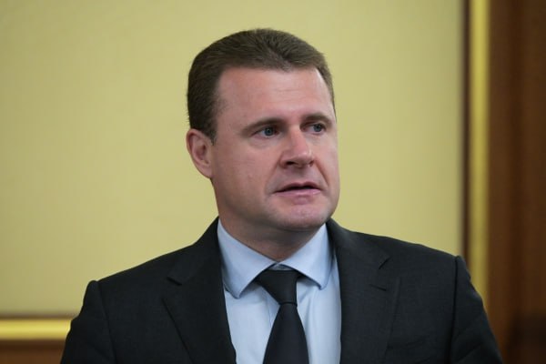 Алексей Чекунков анонсировал законопроект о расширении дальневосточной ипотеки Документ представят в начале следующего года сообщил глава Минвостокразвития Там где создаются новые предприятия цены на квадратный метр очень высокие и не соответствуют качеству жилого фонда Разумно смягчить для жителей эту нагрузку через механизм дальневосточной и арктической ипотеки сказал министр в интервью Российской газете Подписаться на Говорит Москва Telegram VK MAX