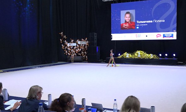 ℹ ℹ ℹ Сегодня в Чите состоится торжественное открытие Всероссийского турнира по художественной гимнастике Золото Удокана Одно из самых зрелищных соревнований страны Сегодня в Чите в 19 часов состоится торжественное открытие четвертого Всероссийского турнира по художественной гимнастике Золото Удокана В мероприятии примут участие спортсменки с мировыми именами серебряный призер Олимпиады в Токио 18 кратная чемпионка мира по художественной гимнастике Дина Аверина 5 кратная чемпионка мира и 9 кратная чемпионка Европы Арина Аверина а также мастер спорта международного класса и действующий член сборной Милена
