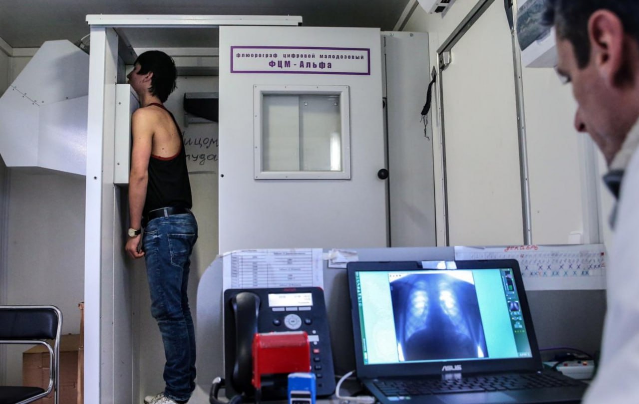 В России расширят список болезней при обследовании трудовых мигрантов   repost uz pravitelstvo zaymetsya etim Подписывайтесь на Repost