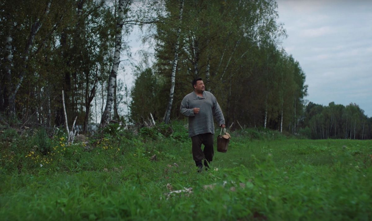 Сергей Жуков представил новую песню и клип снятый в Калужской области kaluganews ru fn 1751292 html Солист группы Руки Вверх Сергей Жуков выпустил песню Поле проникновенную композицию из спектакля Ты у меня одна на которую снял клип в Калужской области Прислать новость Подписаться