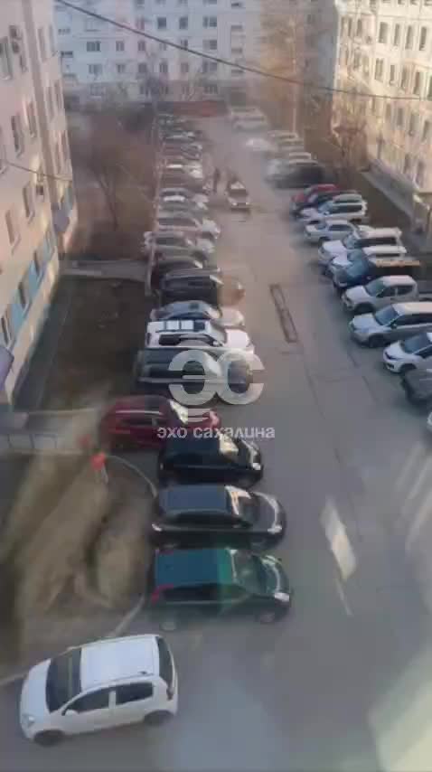 Подростки в Южно-Сахалинске устроили опасную поездку на автомобиле без прав