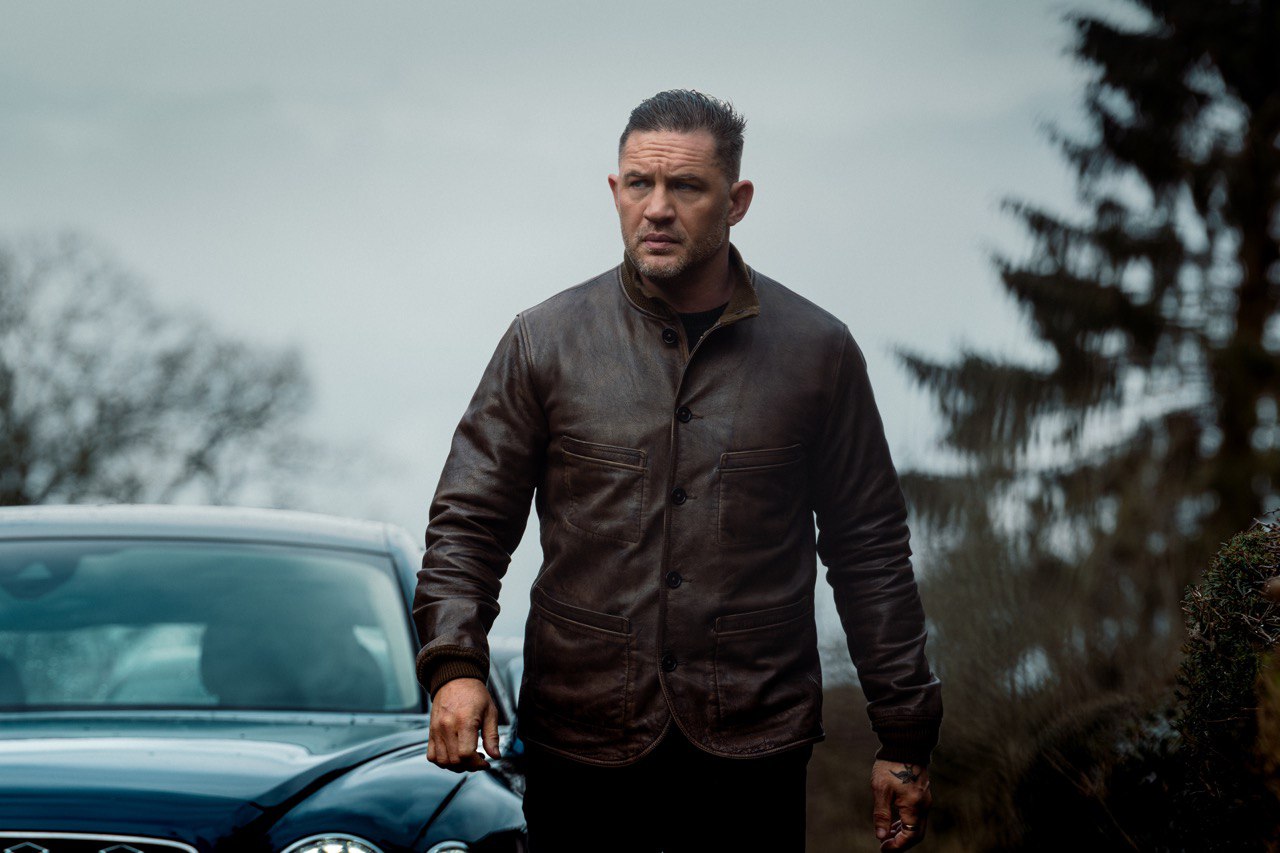 «Гангстерлэнд» продлили на второй сезон. Сериал стал одним из самых популярных собственных релизов Paramount+, уступив только «Лэндмену». Подробнее о криминальной драме, в которой главные роли сыграли Том Харди, Пирс Броснан и Хелен Миррен, можно узнать в нашем обзоре. «Кинопоиск Новости»