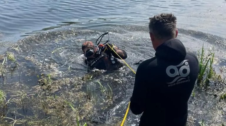 Третье тело нашли водолазы в озере Почепа Погибшему было 34 года. ƃℾ подписаться прислать новость