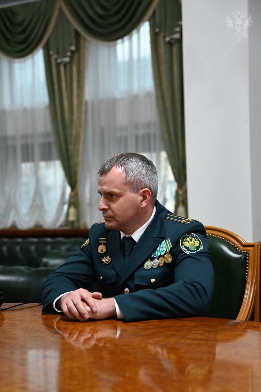 Начальник Бурятской таможни Иван Бурлака с 27 мая назначен исполняющим обязанности начальника Сочинской таможни.