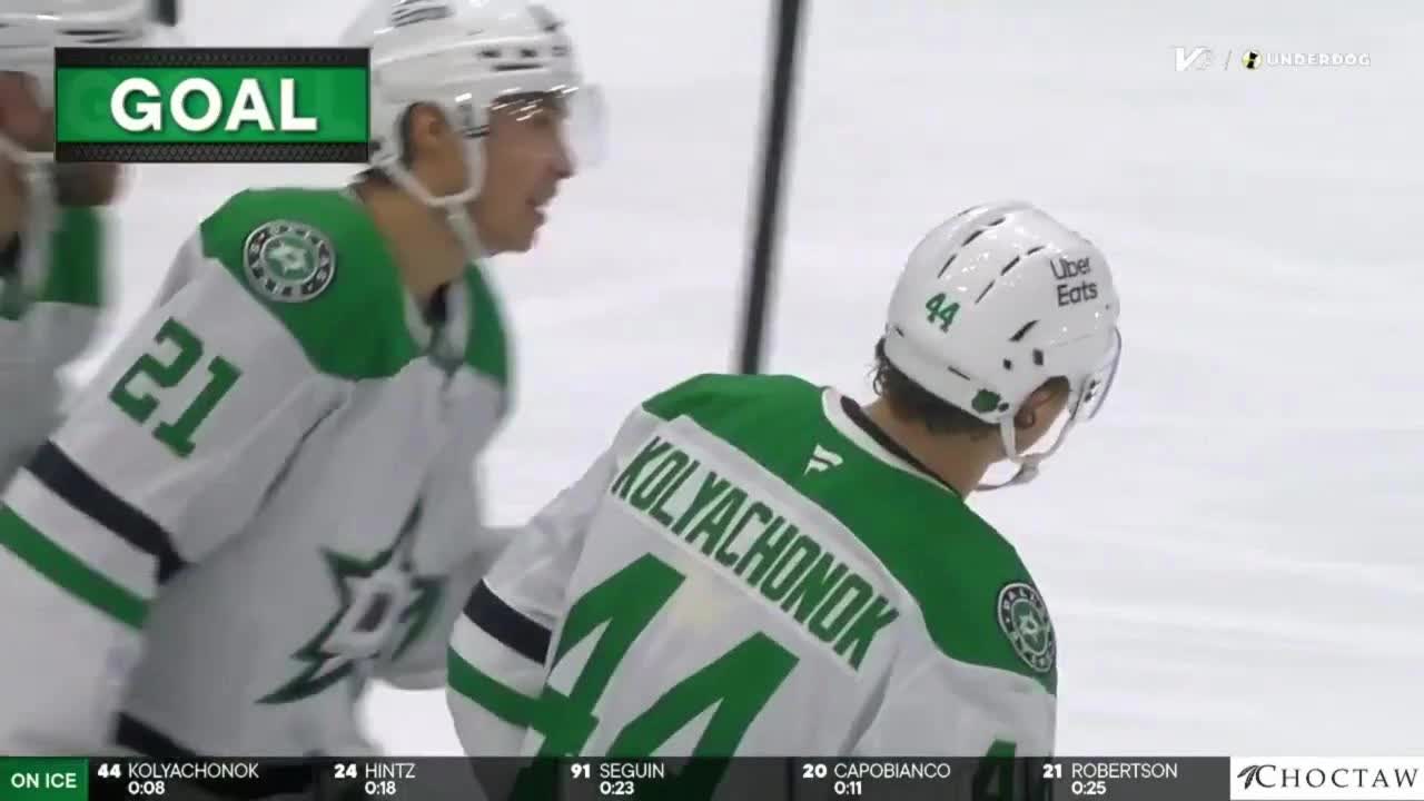 Дебютные шайбы Колячонка и Мичкова в новом сезоне