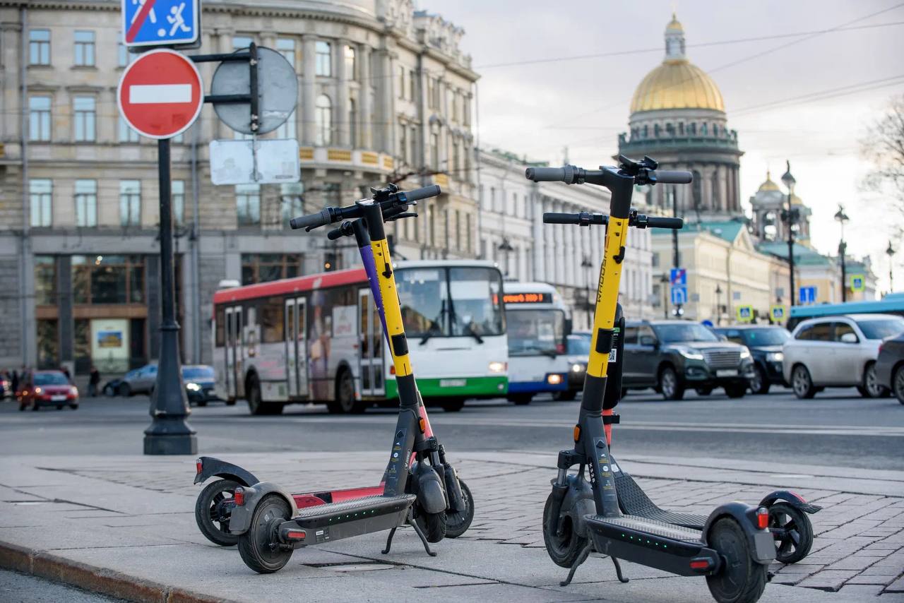 В Петербурге на 5 дней введут запрет передвижения на СИМ из-за экономического форума Электросамокаты, электроскейтборды, гироскутеры, моноколеса, велосипеды, имеющие электродвигатель, будут под запретом с 00:00 часов 18 июня до 16:00 22 июня на территориях Адмиралтейского, Василеостровского, Московского, Петроградского, Пушкинского и Центрального районов