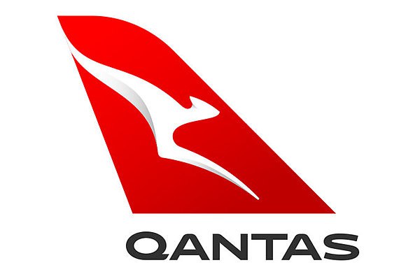 Qantas задерживает рейсы из-за угрозы падения частей ракет SpaceX  Австралийская авиакомпания Qantas была вынуждена отложить рейсы в ЮАР после предупреждения регулятора США об угрозе вхождения частей ракет SpaceX в атмосферу над южной частью Индийского океана. Об этом сообщает "Интерфакс" со ссылкой на данные Financial Times.  Компания сообщила, что за последние недели отложила несколько рейсов между Сиднеем и Йоханнесбургом незадолго до вылетов, поскольку сроки возвращения в атмосферу частей ракет SpaceX были изменены с поздним уведомлением.  Qantas связалась со SpaceX, чтобы узнать о возможности более точного прогнозирования таких событий во избежание нарушения авиасообщения, сказал глава операционного центра авиакомпании Бен Холланд.  aviaru.net/n279537