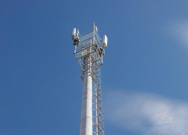 В 2025 году мобильный интернет и голосовая связь T2 появились в 42 малых населенных пунктах Иркутской области В большинстве случаев доступ к цифровым услугам обеспечивается благодаря установке отечественных базовых станций Булат Их строительство ведется быстрыми темпами так в ноябре тысячная станция была запущена в деревне Ключи Черемховского района К концу года количество такого оборудования по всей стране достигнет 1800 единиц Это позволит жителям даже самых отдаленных поселков оставаться на связи и пользоваться современными цифровыми сервисами Реклама 12 ООО Т2 Мобайл ИНН 7743895280 erid 2SDnjdDJKGt