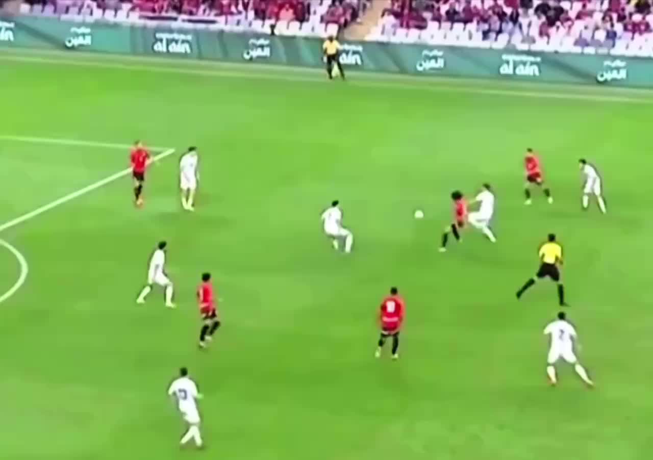 Сборная Узбекистана вышла в финал Кубка, обыграв Египет 2:0