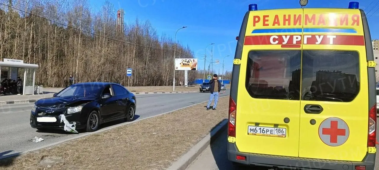 В Сургуте на пешеходном переходе сбили ребенка он скончался ДТП произошло на нерегулируемой зебре на улице Крылова 38 По предварительным данным водитель Шевроле 1972 года рождения совершил наезд на 10 летнего мальчика переходящего дорогу по переходу Ребенок скончался в машине скорой помощи Подписаться Прислать новость SiTV в МАКС