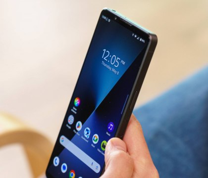 У Sony Xperia 1 VII были серьезные проблемы но теперь флагман возвращается в продажу Sony сообщила что возвращает в продажу флагманский смартфон Xperia 1 VII на европейском рынке Летом 2025 года владельцы Xperia 1 VII начали жаловаться на самопроизвольные перезагрузки и отключения смартфона Изначально предполагалось что все дело в кривом софте