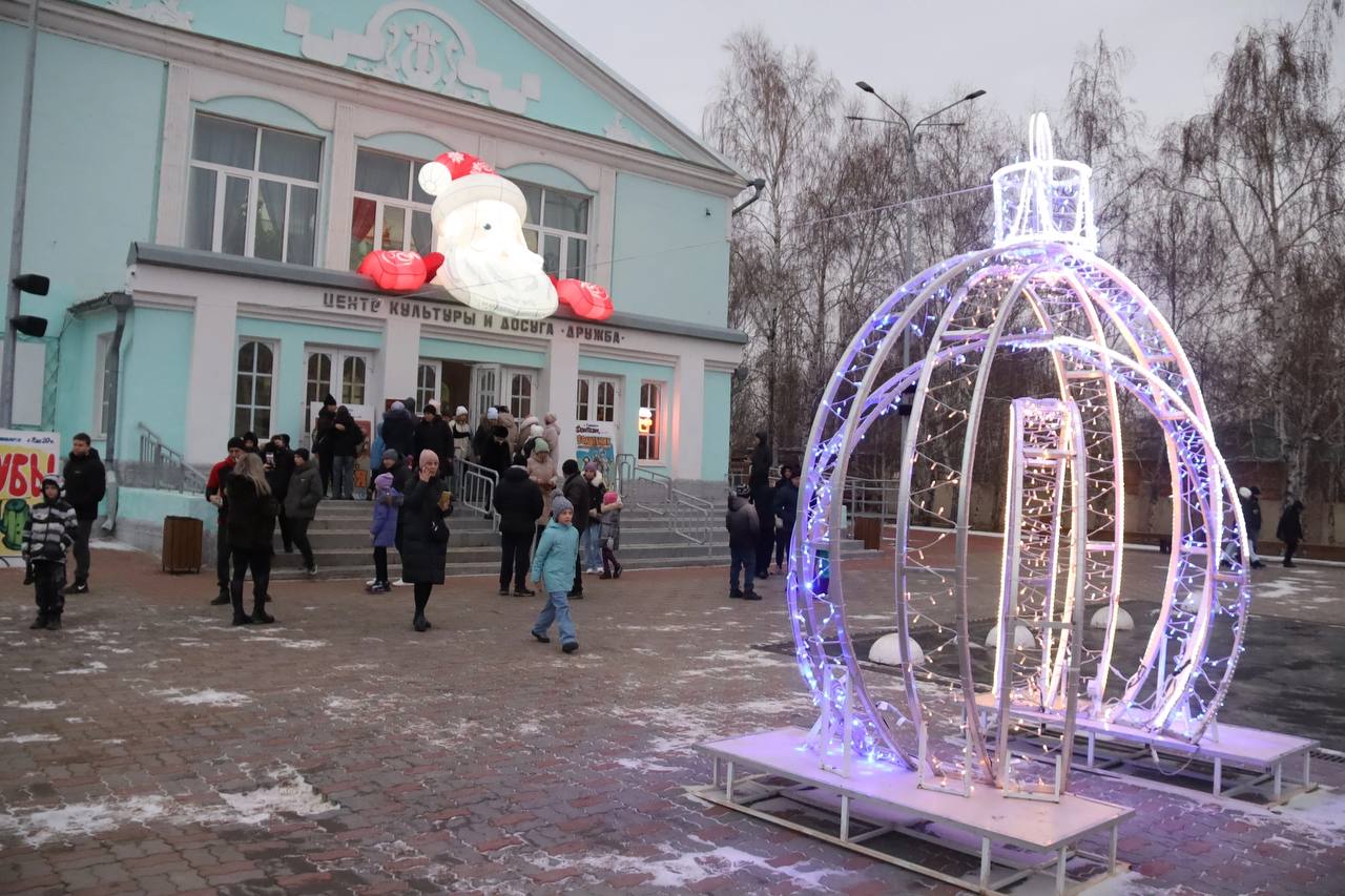 За новогодние каникулы в камышинском кинотеатре «Дружба» состоялось более 70 сеансов, которые посетили более 13 тысяч человек.