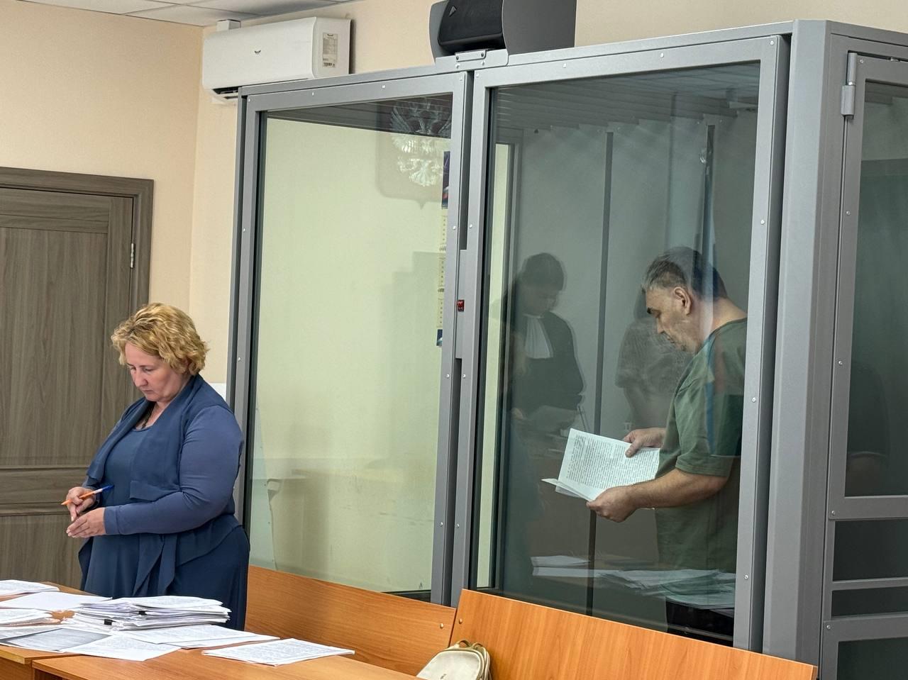 Арестованный застройщик Михаил Жуков попытался "избавиться" от судьи Октябрьский районный суд Самары 9 июля начал рассматривать уголовное дело директора и учредителя ООО "Кольцо" Михаила Жукова. Его обвинили в нарушении прав дольщиков. Фото: Ксения Штефан