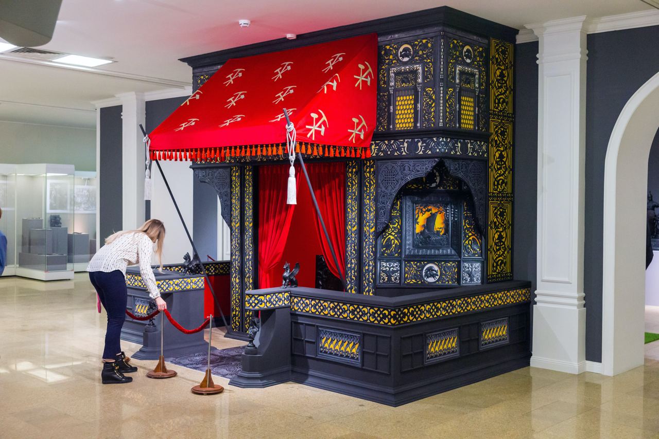 Научную конференцию в Челябинске посвятят легендарному каслинскому павильону   gubernia74 ru articles news 1137073 Сегодня 20 ноября в Челябинске состоится XVI Всероссийская научная конференция Гороховские чтения участниками которой станут десятки ученых всего Урала и других российских округов Посвятят конференцию легендарному каслинскому чугунному павильону который 125 лет назад завоевал главный приз на Всемирной промышленной выставке в Париже поразив всех мастерством каслинских умельцев   t me chgub