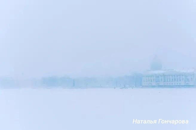 Хорошие новости вход на все площадки Государственного Эрмитажа в Рождество будет бесплатным Билеты выложат уже 4 января купить их можно будет и на сайте и в кассах Подпишись на От Личный Петербург канал о любимом городе на Неве