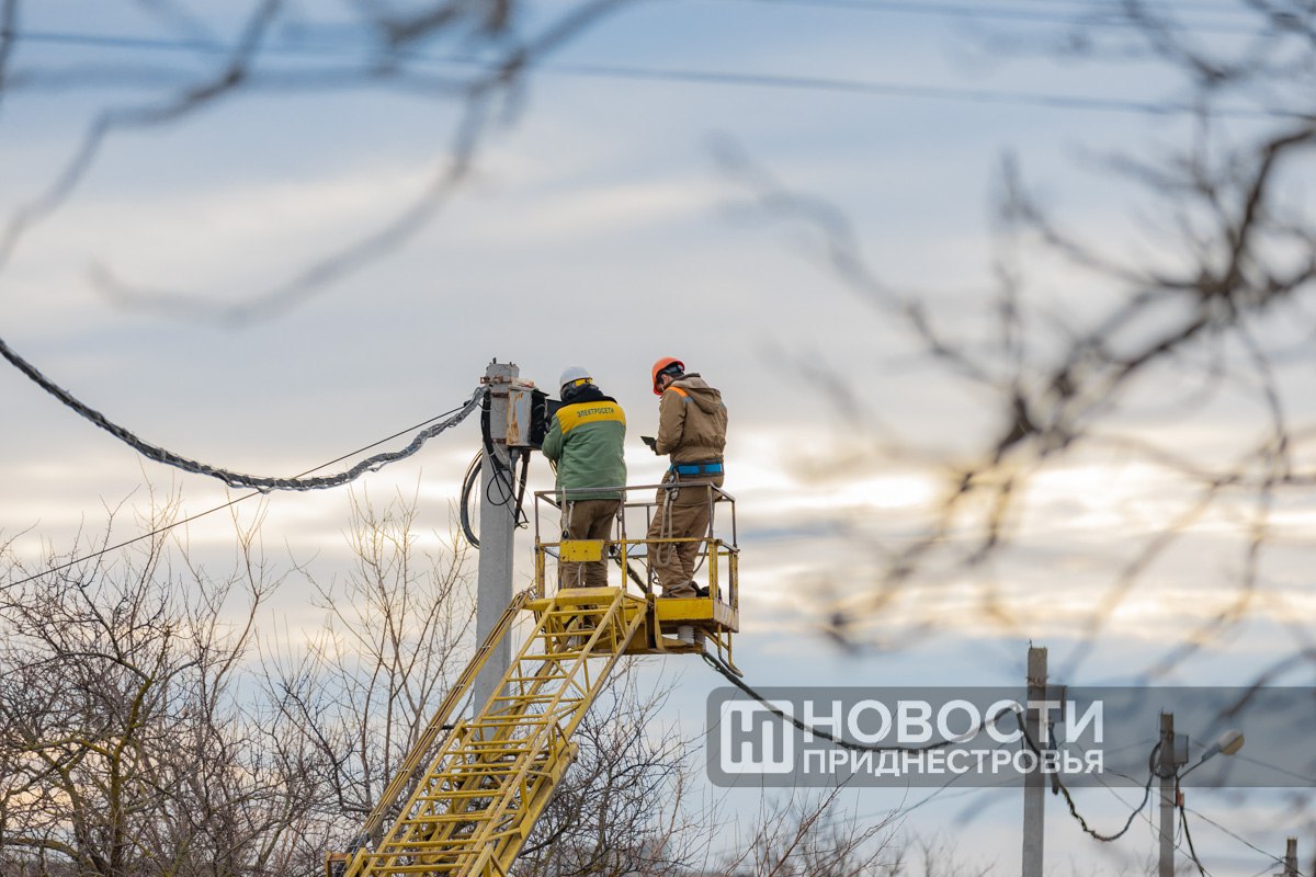 Аварийность на электросетях стабильна - 39 заявок поступило ЕРЭС. Ещё на прошлой неделе было более 100 обращений.