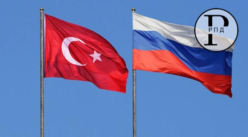 Россия и Турция запускают двусторонние банковские переводы Как сообщил Леонид Слуцкий, это должно произойти в ближайшее время.