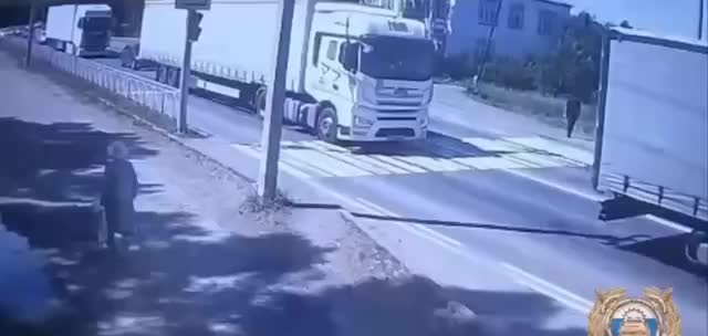 Дорожный инцидент в Тулуне: пешеход травмирован при переходе на красный