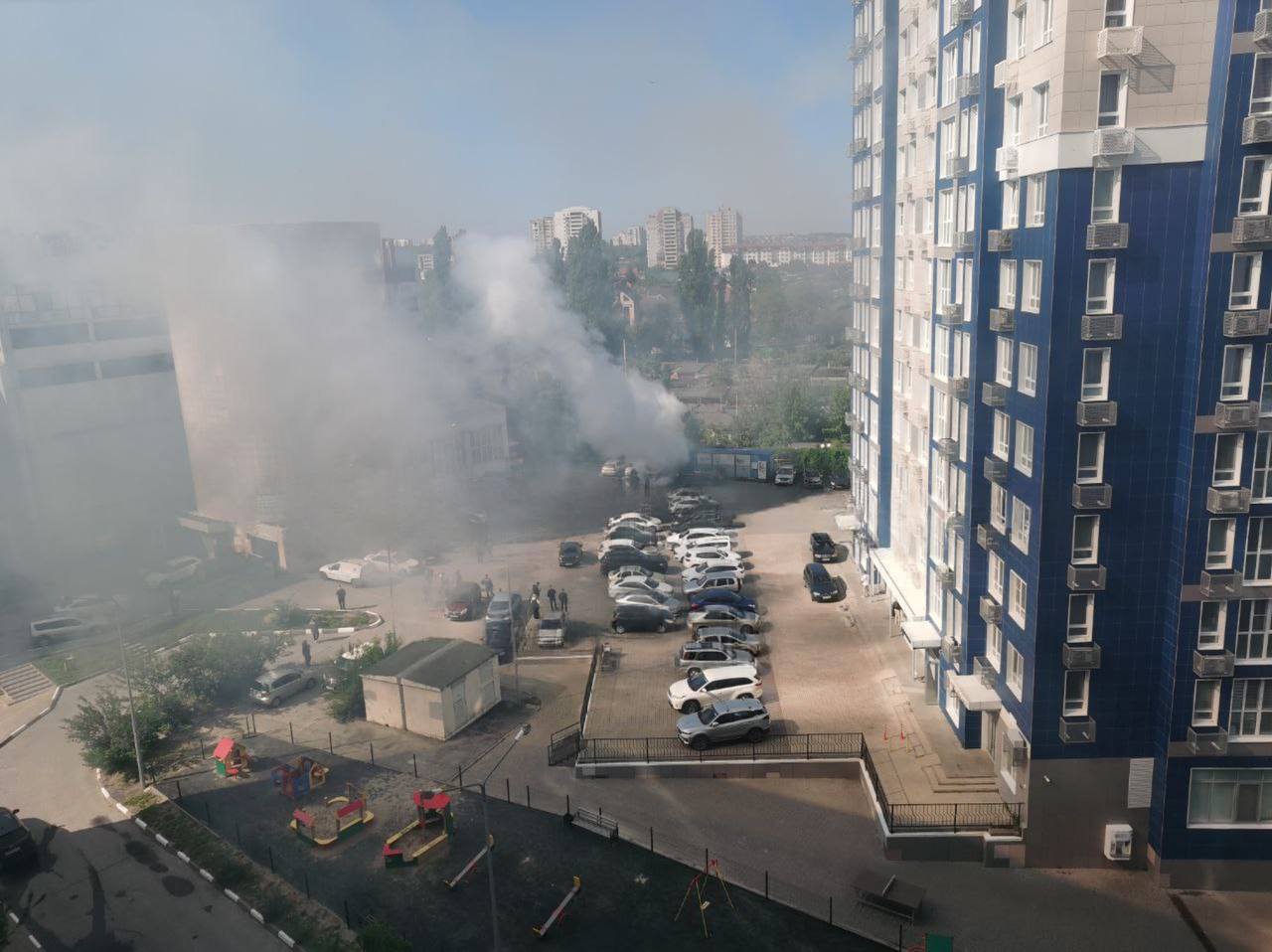 На улице Щорса в Белгороде загорелась «ГАЗель» «На место происшествия был направлен дежурный караул пожарно-спасательной части № 2. В настоящее время пожар ликвидирован, пострадавших нет», — сообщили в МЧС. Автохамы ДТП Белгород - подписаться