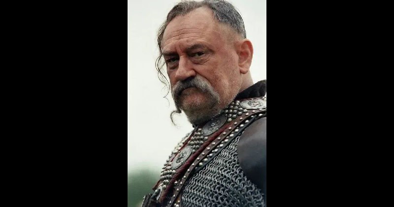 Украина может получить менее половины средств от продажи ФК Челси 923 млн фунтов вместо 2 35 млрд фунтов как предполагалось ранее сообщает The Times Как отметила газета бывший владелец клуба Абрамович отказался списывать кредиты в размере 1 5 млрд фунтов которые теперь уйдут на погашение долга Как ни пытался Абрамович быть своим среди буржуинов всё зря В итоге остался и без клуба и без денег и без европейского круга друзей Ихний клуб для своих а не для бывших русских нуворишей Брекотин Подписаться Брекотин в MAX