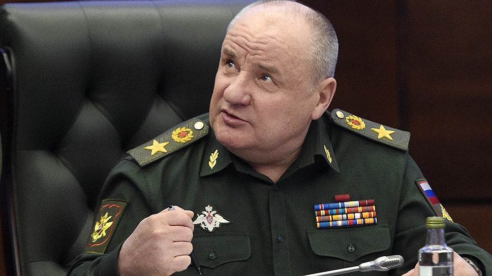 Бывшему замглавы Минобороны генералу Павлу Попову предъявили новые обвинения по делу о хищениях при строительстве парка «Патриот» Теперь, помимо мошенничества в особо крупном размере, его подозревают также в служебном подлоге, превышении должностных полномочий и незаконном обороте оружия. Следствие по делу продолжается, уточнили в СК. Напомним, генерал находится под арестом с конца августа прошлого года. Царьград.ТВ — Не боимся говорить правду Подпишись