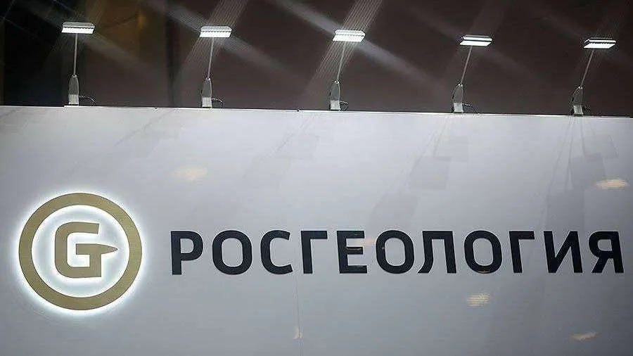 Холдинг «Росгео»  «Росгеология»  допустил дефолт по облигациям, срок погашения по которым наступал 26 сентября  ISIN — RU000A103SV6 .   Компания не сумела погасить выпуск на 6 млрд рублей. ПОДПИСАТЬСЯ   Jkinvest_news