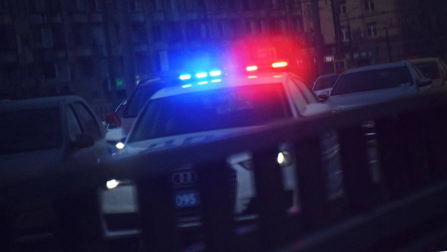 В Краснодарском крае подросток-питбайкер сломал ногу инспектору ДПС.    «В станице Стародеревянковской Каневского района вечером 2 августа 15-летний подросток, управляя питбайком, совершил наезд на инспектора ДПС», — отмечается в публикации.  Пострадавший автоинспектор госпитализирован с переломом. Водитель питбайка не пострадал.  Понакупают  пиздюкам техники, а потом люди страдают..  Это еще хорошо, что все живы, может уроком будет   ___  ПРЕДЛОЖИТЬ НОВОСТЬ   ‍  ПОДПИСАТЬСЯ НА КАНАЛ