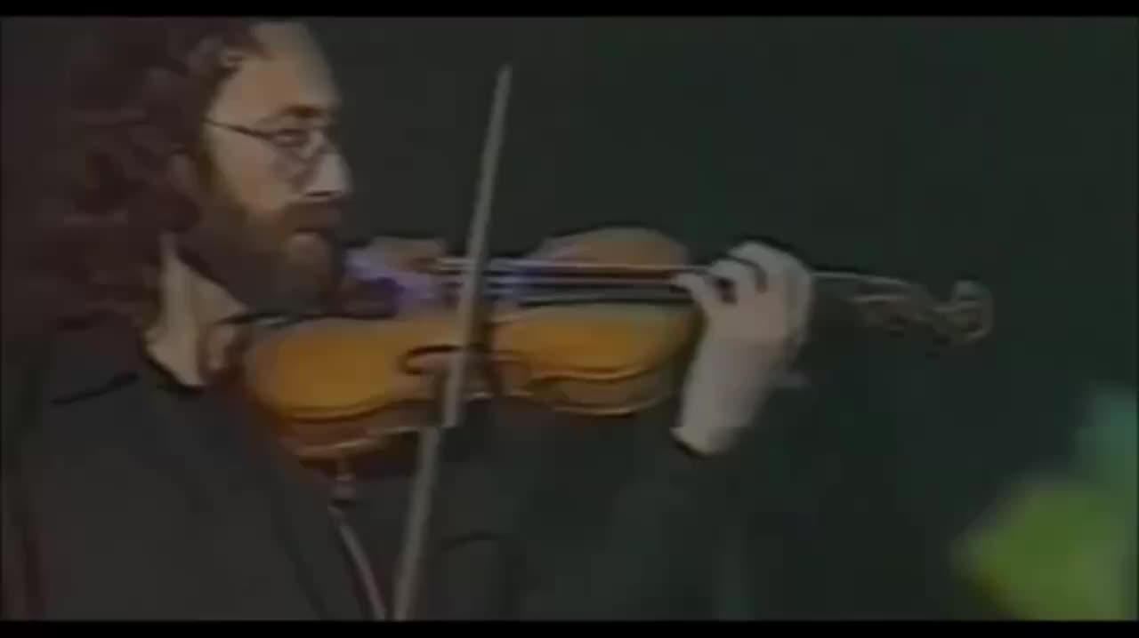 Фестиваль 'Зимнее солнце Аркаима' в Челябинске: историческая реконструкция и выставка артефактов