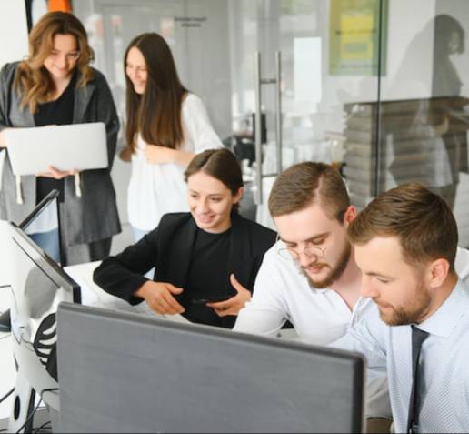 61 россиян работают больше за идею чем за зарплату опрос ВЦИОМ По данным аналитического центра 61 россиян считают важность дела выше зарплаты Ещё 40 опрошенных отметили что в их окружении больше тех кому близка идея служения и кто болеет за дело а 12 заявили что для их окружения одинаково важны и деньги и идея При этом 40 респондентов признались что для них самих приоритет зарплата  Краснодар Сегодня   Телеграм замедляют оставайтесь на связи с нами в MAX   max ru krd 00