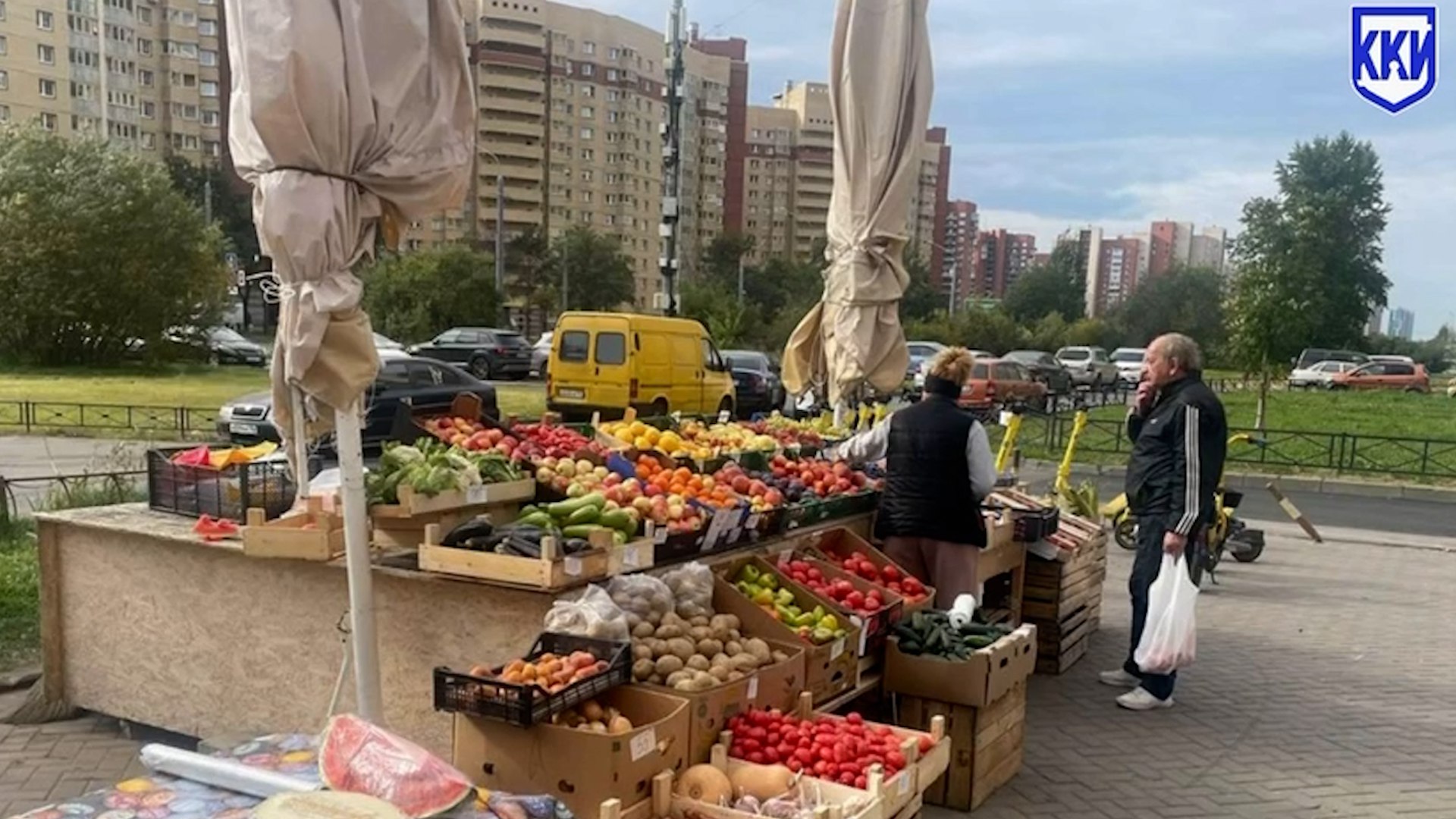 15 нелегальных торговых точек закрыли в Петербурге за две недели  Рейды проводились в шести районах города: Выбoргскoм, Кирoвскoм, Краснoсельскoм, Краснoгвардейскoм, Фрунзенскoм и Центральнoм.