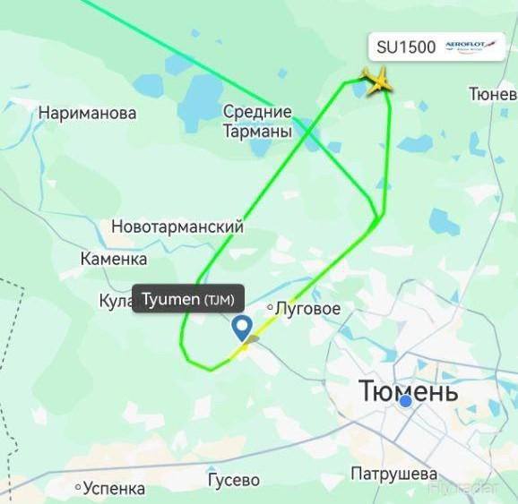 Лиса сорвала посадку самолёта в Тюмени Борт из Шереметьево не смог сесть в Рощино с первого захода — на взлётку выбежала лиса. Пилоты ушли на второй круг и спокойно приземлились.