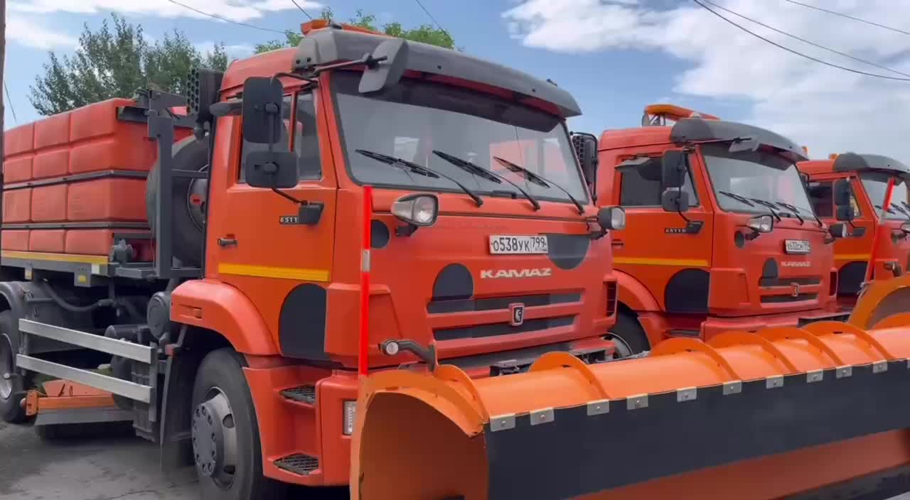 Северная Осетия получает первую партию коммунальной техники из Москвы
