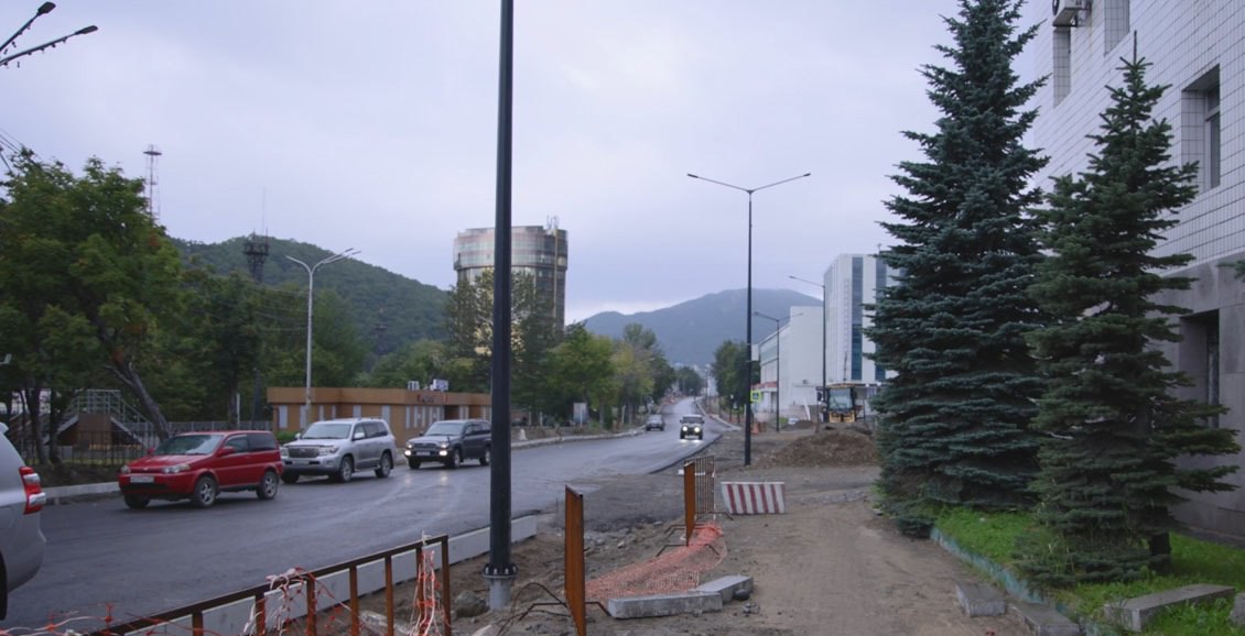 Власти на Ленинской в Петропавловске почти уложили нижний слой асфальта Ремонт дороги на улице Ленинской в столице Камчатки перешёл к завершающему этапу Сейчас рабочие монтируют бордюры и готовятся укладывать верхние слои покрытия Нажмите для подробностей   kam24 ru news main 20250828 120277 html utm source telegram utm medium messenger