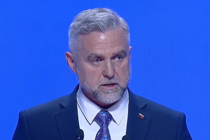 Вице-спикер парламента Словакии Тибор Гашпар заявил, что, по его информации, ни один из лидеров стран Европейского союза не собирается приезжать в Киев на 9 мая.